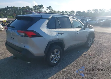 2024 Toyota Rav4 Xle from USA, damaged, VIN 2T3W1RFV7RC267371